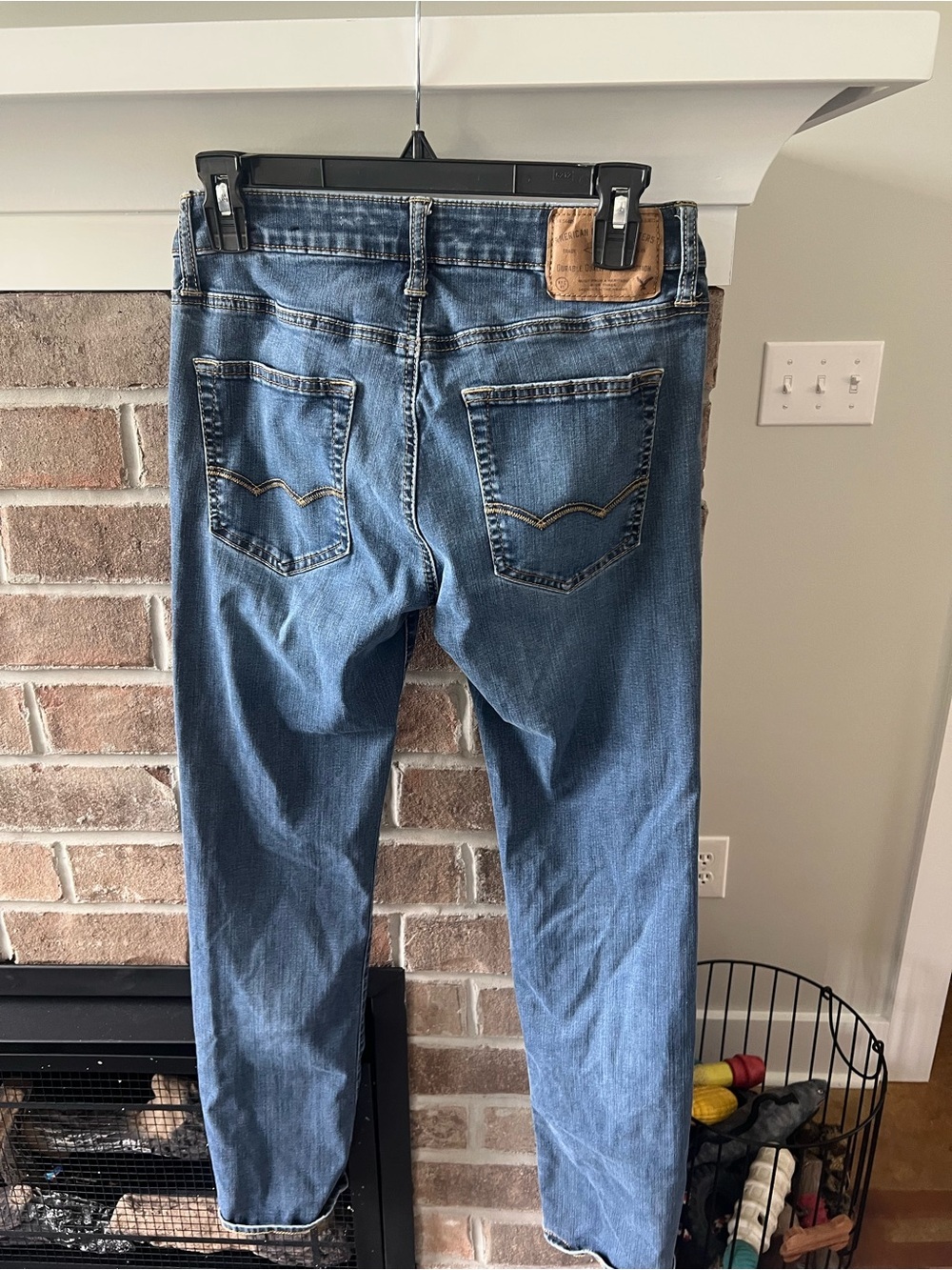 American Eagle Outfitters Men’s Medium Blue Slim Straight Jeans - Picture 3 of 4